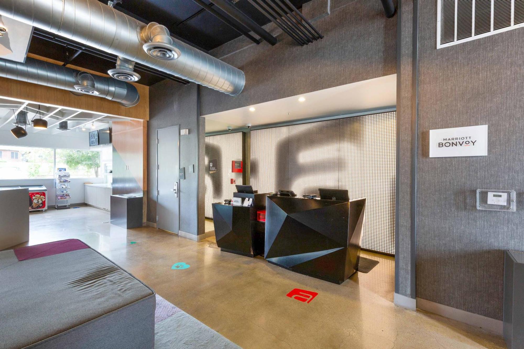 Отель Aloft Austin Раунд-Рок Экстерьер фото