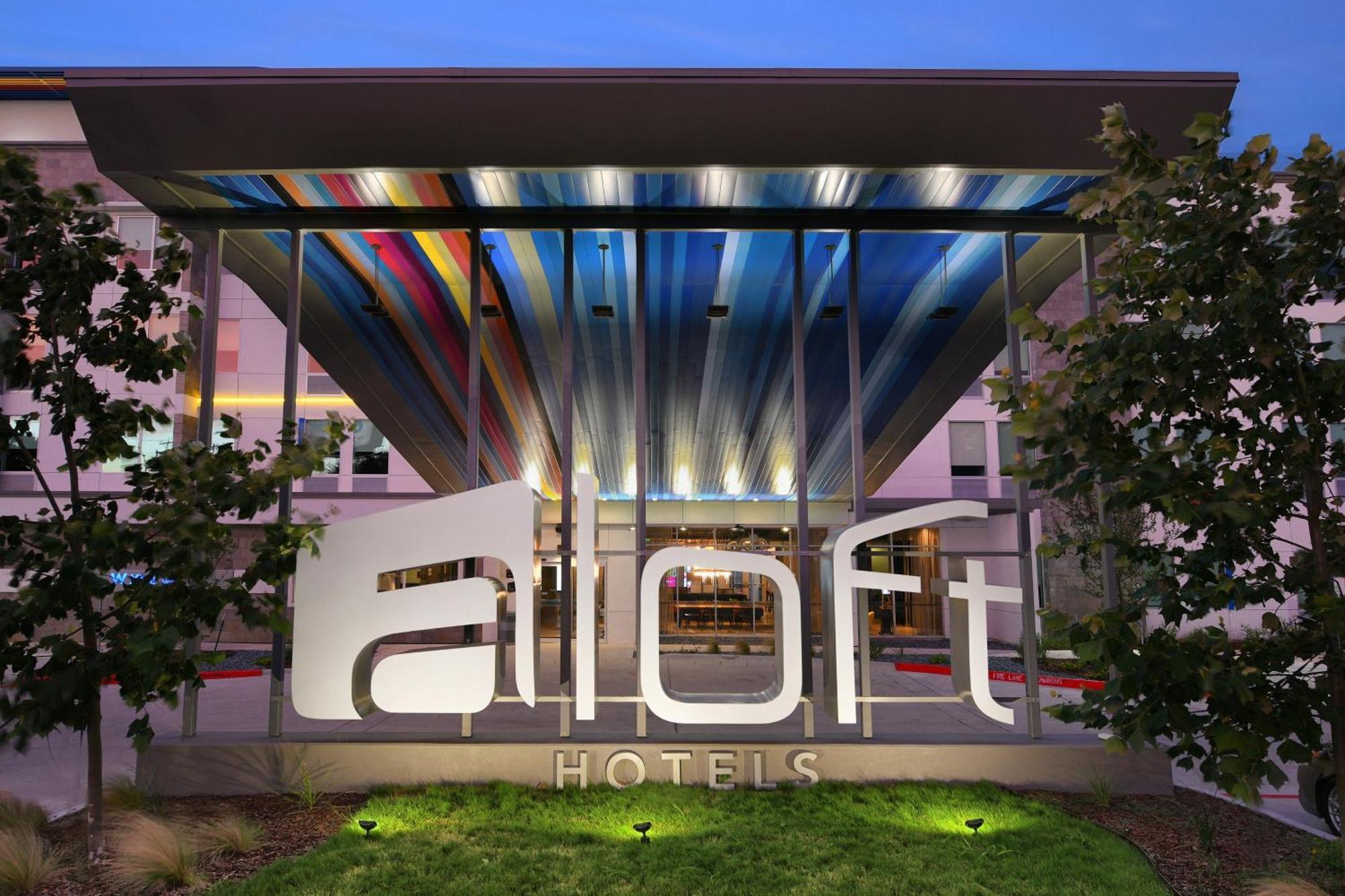 Отель Aloft Austin Раунд-Рок Экстерьер фото