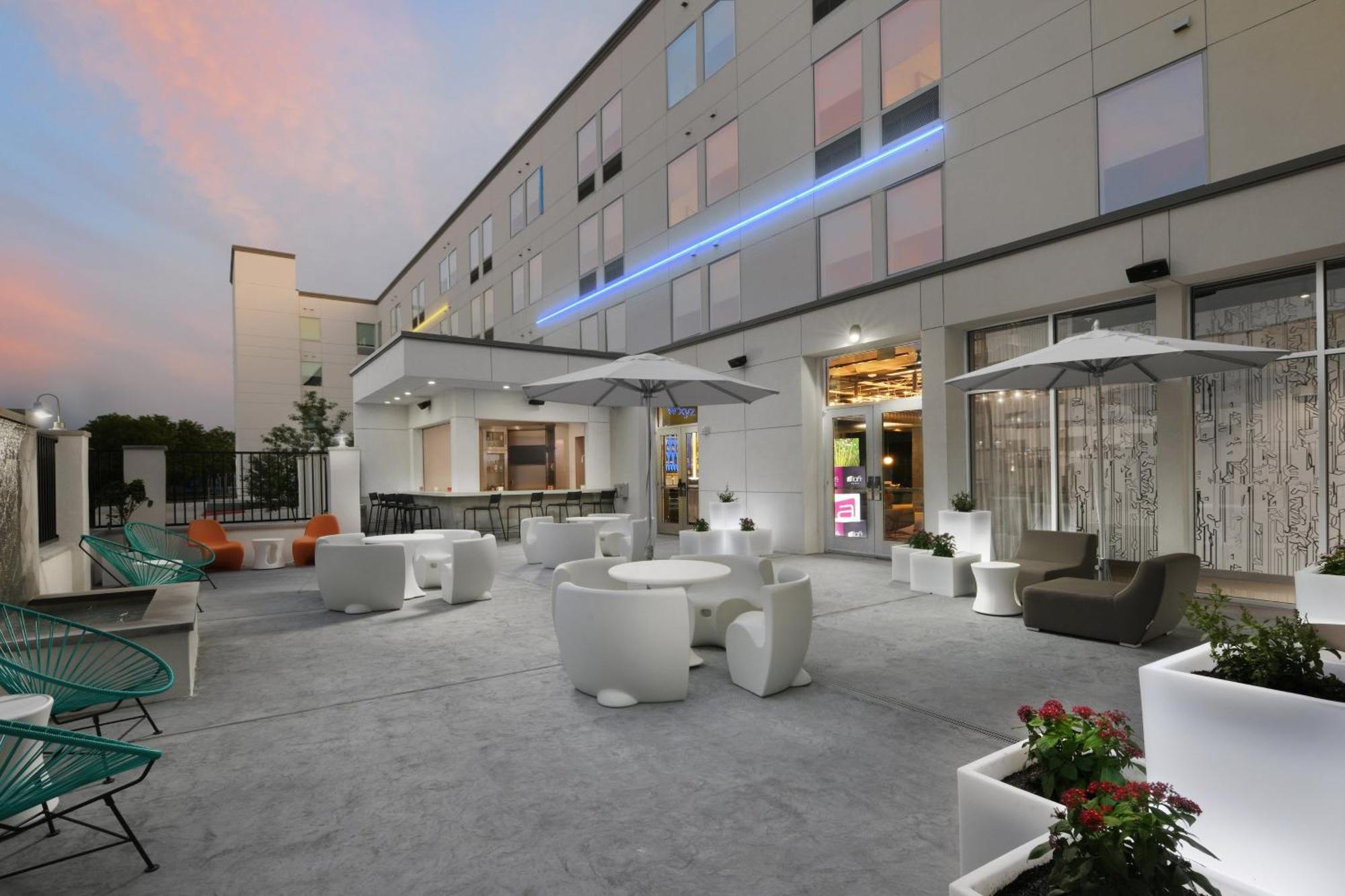 Отель Aloft Austin Раунд-Рок Экстерьер фото