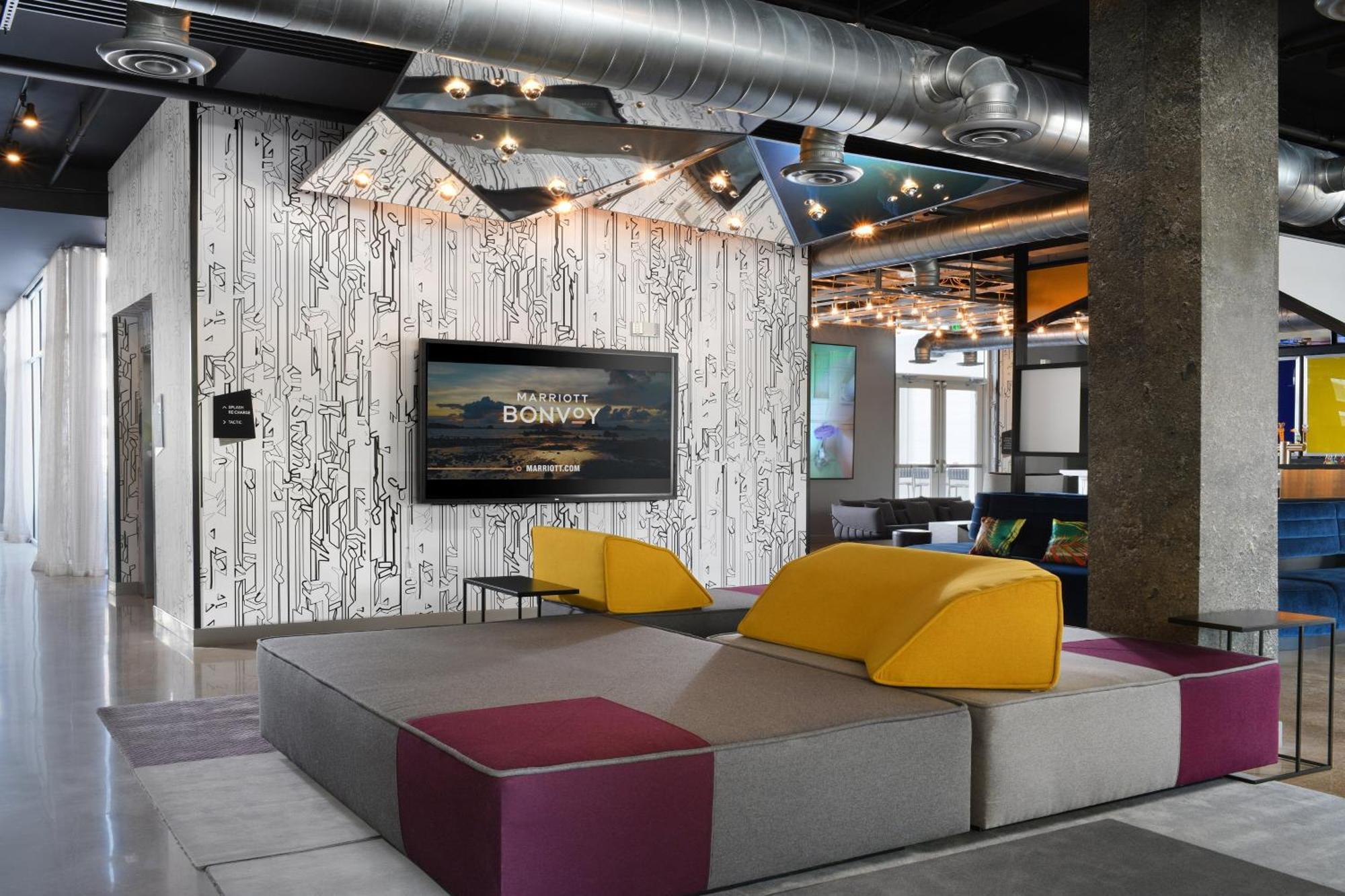 Отель Aloft Austin Раунд-Рок Экстерьер фото